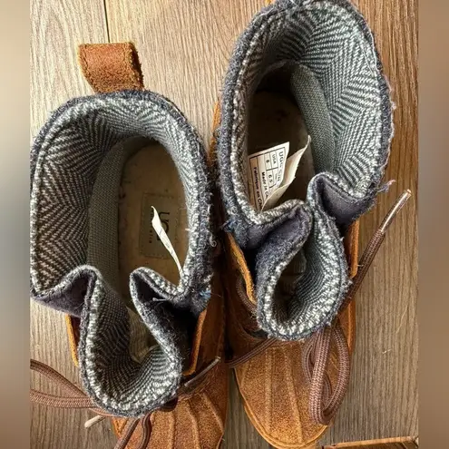 UGG  Waterproof Leather Duck‎ Boots Herringbone Wool Collar Brown Lace Up size 8 - Image 5