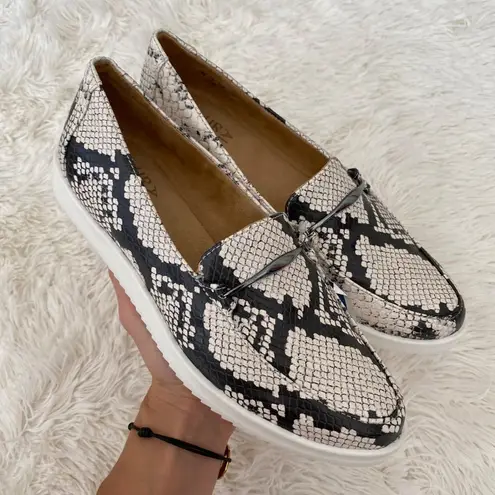 Naturalizer Snakeskin Print Ranger Slip On Sneaker Sz 7