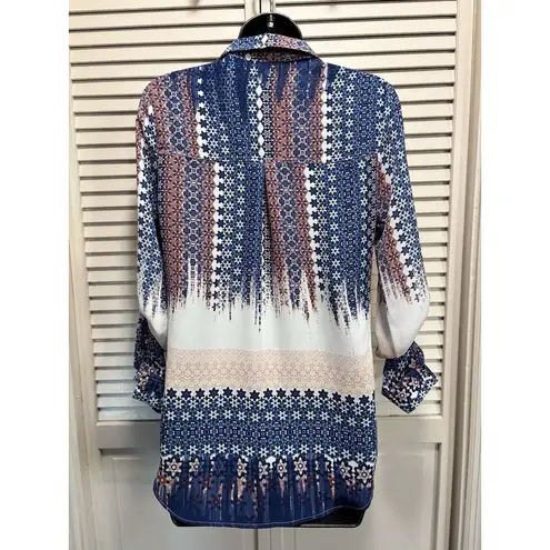 Candie's ‎ Blue/Pink Floral Long Tab Sleeve Button Up Blouse Size S Open Shoulder thumbnail 4