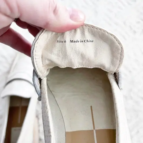 Dolce Vita Elias Flats Ivory Embossed Loafers White Size 6