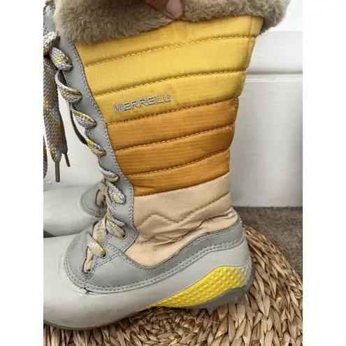 Merrell Winterbelle Waterproof Boot Size 8.5 Insulated Leather Silver Yellow EUC