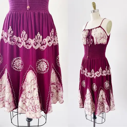 vintage • 70s batik dyed sundress smocked maroon white embroidered rayon boho