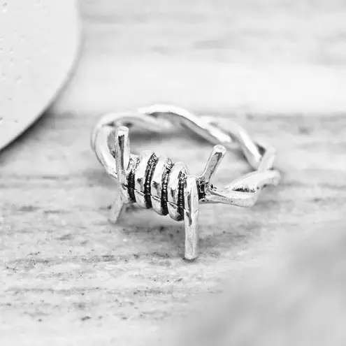 Barbed Wire Ring Silver