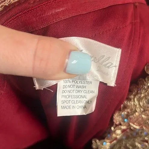 Cinderella Divine ✨ Red & Gold Off Shoulder Beaded Lace Tulle Mermaid Gown Sz 10✨