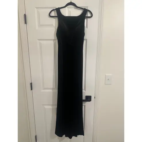 Bridesmaid Prom Formal Black Velvet Long Evening Gown / Dress Size XS