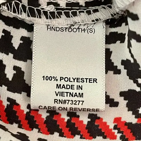 Elle | Houndstooth Ruffled Sleeveless Blouse | Small