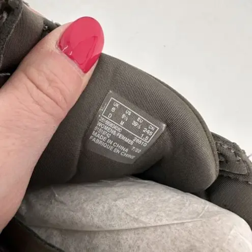 Clarks NIB‎  Cloudsteppers Adella Bend Women's Ankle Bootie Dark Olive Size 8.5