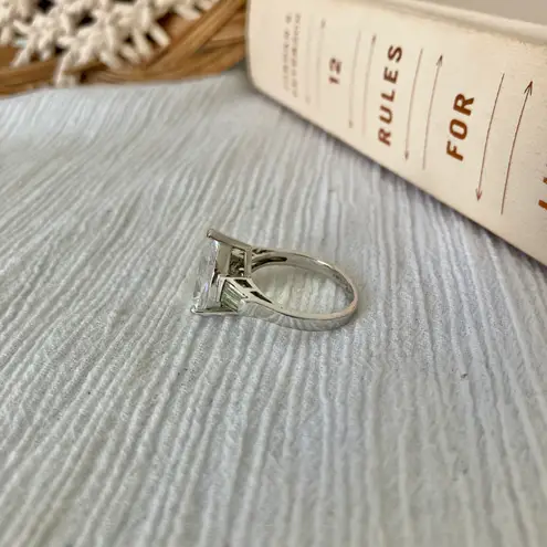 Pear Tapered Baguette Classic Silver Engagement Promise Wedding Ring “Eglantine”Jewelry