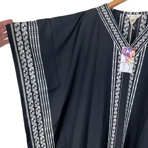 NWT Gypsie Blu Kaftan House Dress Beach MuMu OS Fits Most Black White Aztec Long