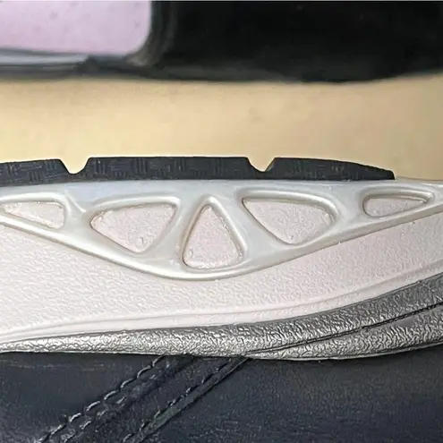 Aravon Black Pyper Side Zip Shoes Size 5