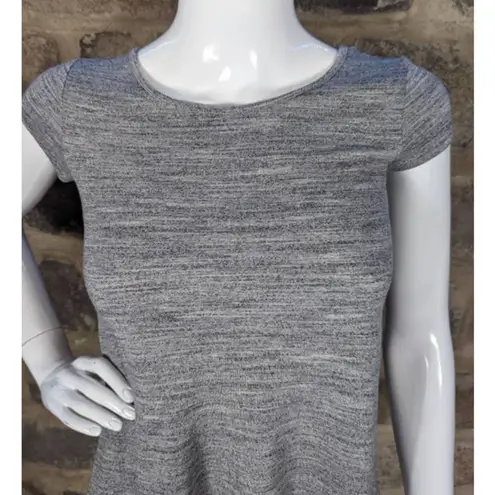 SO  Top Heather Gray Woman's Junior's Size‎ 7/8 Short Sleeve Shark Bite Hem