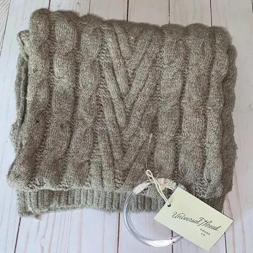 Universal Threads NWT Universal thread cable knit scarf oatmeal beige new with tags super soft