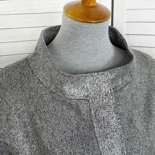 Jon by Teri Jon Open Mock Neck Metallic Belted Topper Jacket Silver Black Size 8