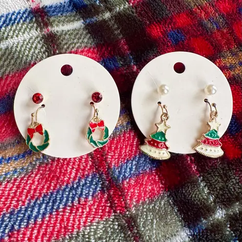 Festive Christmas Tree Wreath Earrings Red