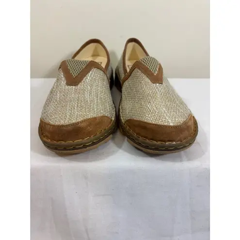 Women's Tony Lama Boots Beige Loafers Size 11 Brown