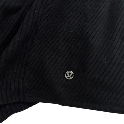 Lululemon  Resolution Wrap Black 10/12 Cashmere EUC