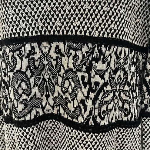 St. John Evening Black & White Wide-Striped Geometric Scoop Neck Sweater