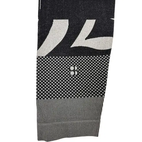 Sweaty Betty NWT Tech Abstract Base Layer Leggings Woman's Size Large Blk Gray