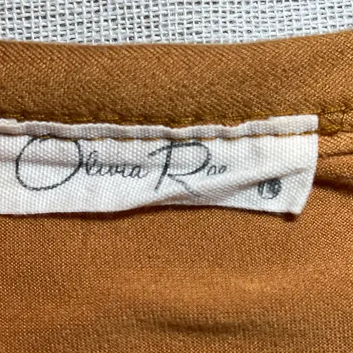 Olivia Rae | Mustard Yellow Short Sleeve Cropped Tee | Large