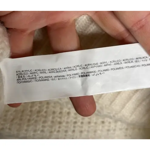 MNG Mango Sweater Appliqué Strawberry Size Small Cream Knit Puff Sleeve Acrylic Red