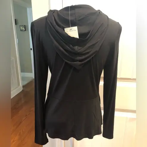 Sweaty Betty NWT  Tori Twist Front Hooded Pullover in Black