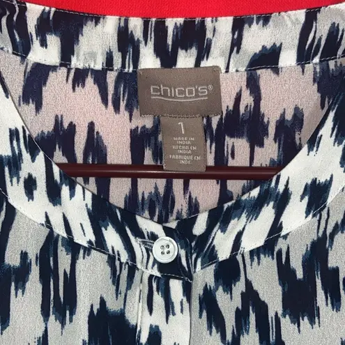 Chicos Glacier Popover Top Size 1 Size Small Blue Floral Short Sleeve Boho Black