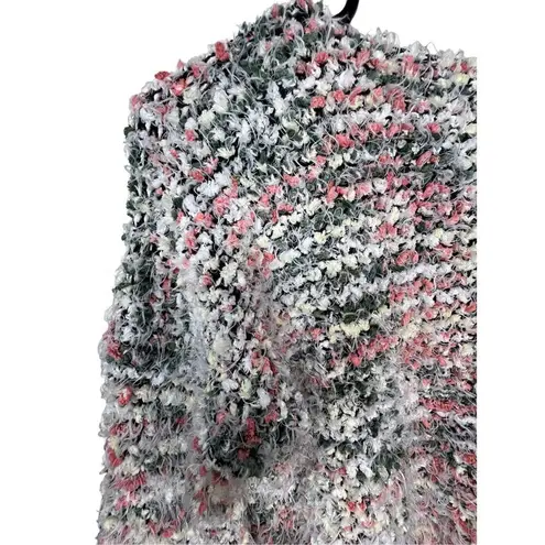Unknown Brand Cropped Funky Fuzzy Colorful Sweater White Size M