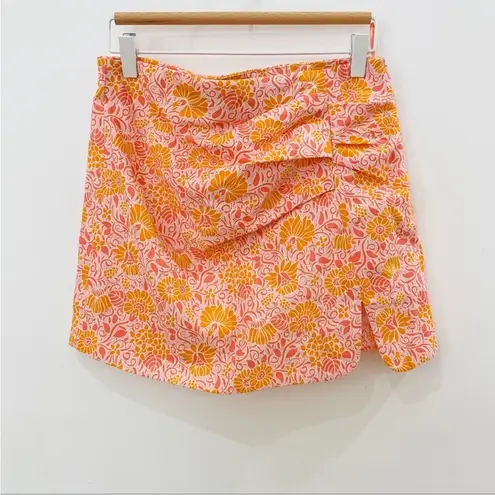 ZARA  mini skirt in peachy orange floral NWT