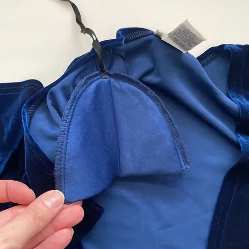 Fashion Bug Y2K 90s vintage women’s blue velvet cropped shrug, size 16