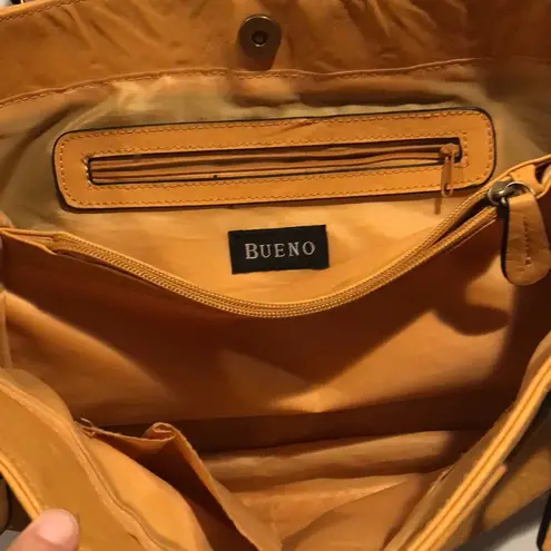 Bueno  Gold Baguette Purse