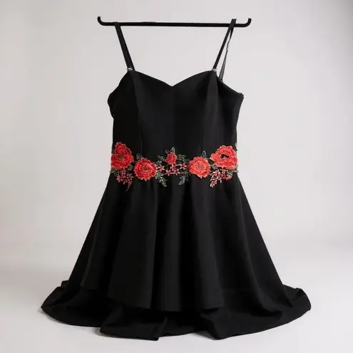 Roz & Ali Black Sleeveless Dress With Red Rose Embroidery At Waistline