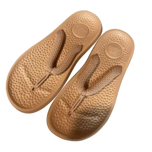 Allbirds Women's Sugar Zeffers 2 Thong Flip Flops Sandal Lux Beige Size 8.5