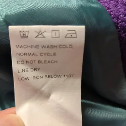 five Plus Shorts Purple Tweed Woman's Size Asian small Lined Bright Pockets Purple