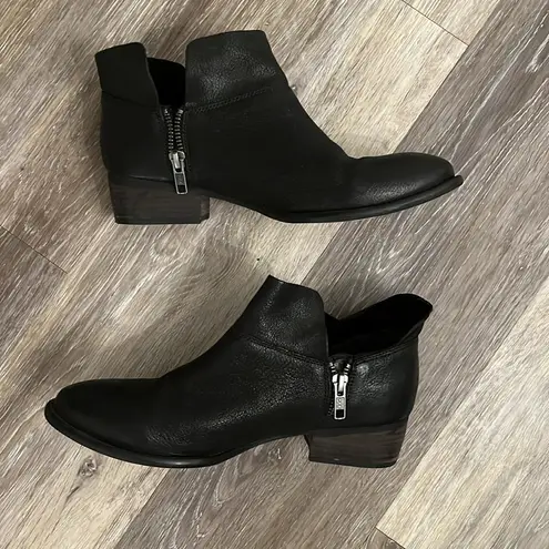 Seychelles Black Leather Snare Booties boots size 7