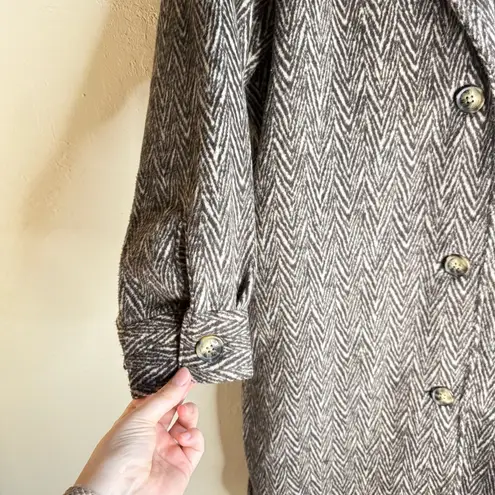 L.I.F.E. Brown Herringbone Coat with Button Closure Size Large