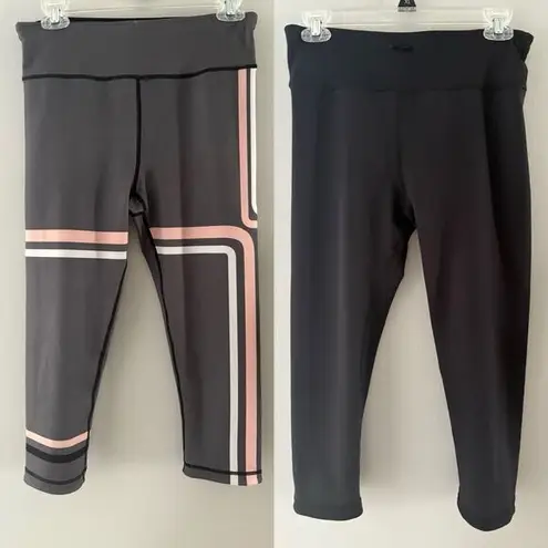 Sweaty Betty Reversible Leggings Size Medium Gray w/ Stripes & Black Double Duty