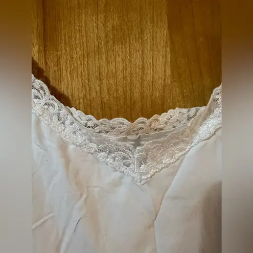 Vanity Fair Cami Camisole Tank Top Reversible Neckline 17166 NWT Size XL FLAWS