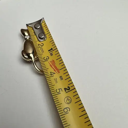 Small Kitty Cat Brooch Pin Rhinestone Collar Gold Tone Signed Carolee