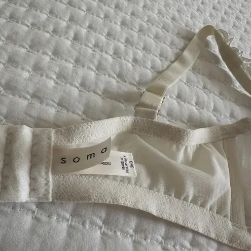 Soma Ivory Embroidery Lace & Mesh Semi Sheer Unlined Bra 36D Underwire Size undefined