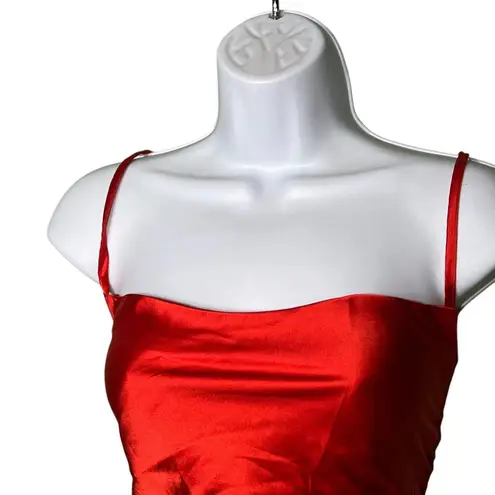 Dizzy Lizzy Cami Top Womens Large Red Satin Party Tank Criss Cross Strappy NYE