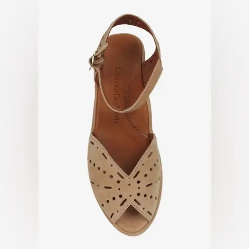 L'Amour Des Pieds “Brenn” Beige Suede Sandals size 7.5 Tan