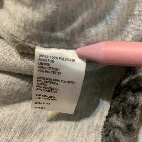 Weatherproof Vintage Gray Heathered Faux Fur Sherpa Quarter Zip Pullover Sweater