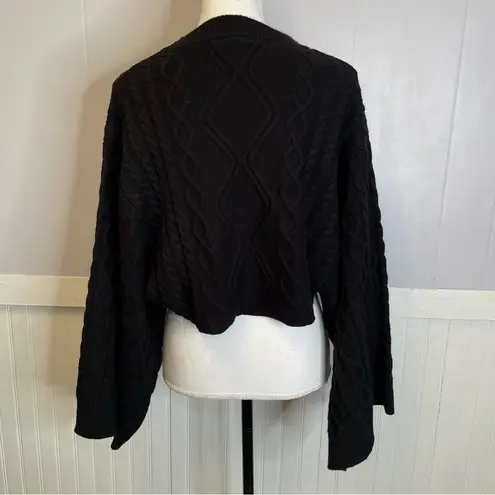 HYFVE Cable Knit Cropped Sweater black size smalll