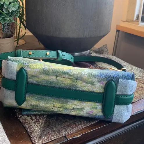 Kate Spade RARE🔥Authentic  Italian leather/coated canvas BAMBI DISNEY zip CROSBY