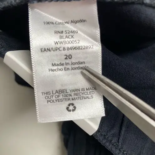 FREE ASSEMBLY Women’s Black Cuffed Pleated Shorts Size 20 New With Tags