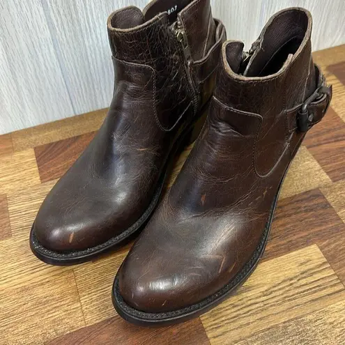 JB Dillon Womens Boots 8 Brown Leather Buckle Oiled Heel Ankle Western Distress