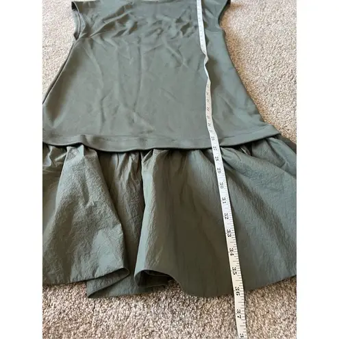 Emporio Armani Cap-Sleeve Dress euro size 44 appears to fit size medium