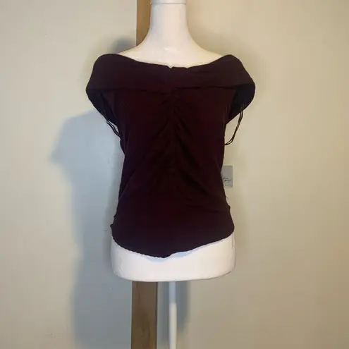 Free People  maroon knit off-the-shoulder crop top size L NWT