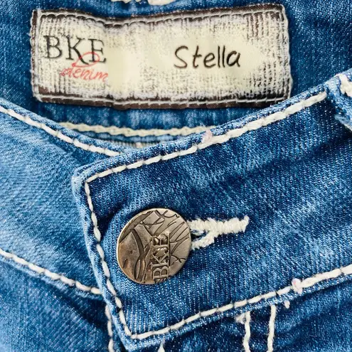 BKE Buckle Stella Stretch Cropped Jean Bling Rhinestone Pockets Med Wash Size 26
