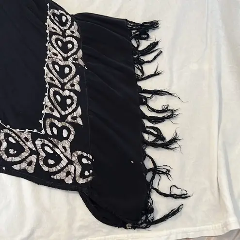Riviera Sun sz M blk&wht batik w/ fringe & a crazy cute hem GUC Black Size M